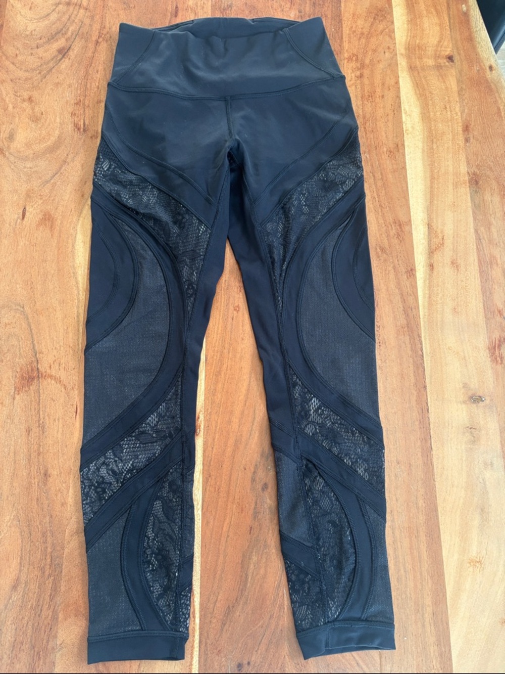 lululemon athletica Black High-Waist Mesh Panel Wunder Under leggings